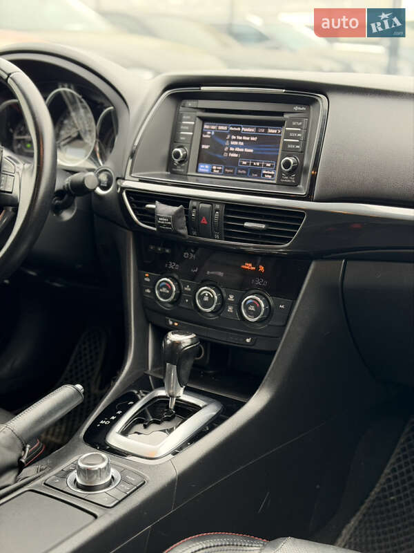 Седан Mazda 6 2013 в Ивано-Франковске