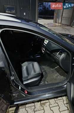Универсал Mazda 6 2014 в Жовкве
