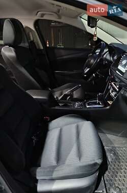 Универсал Mazda 6 2014 в Жовкве