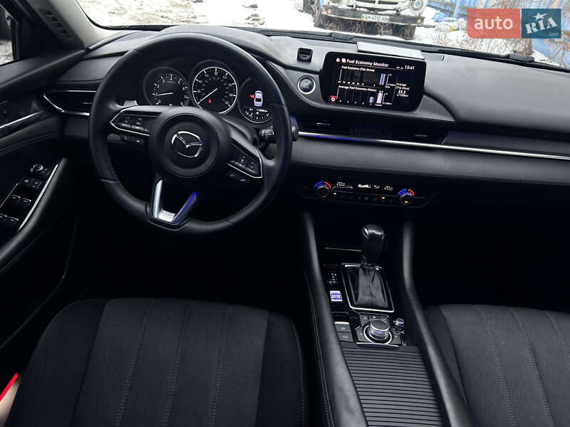 Седан Mazda 6 2019 в Киеве