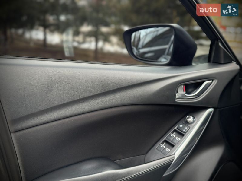 Седан Mazda 6 2016 в Ивано-Франковске