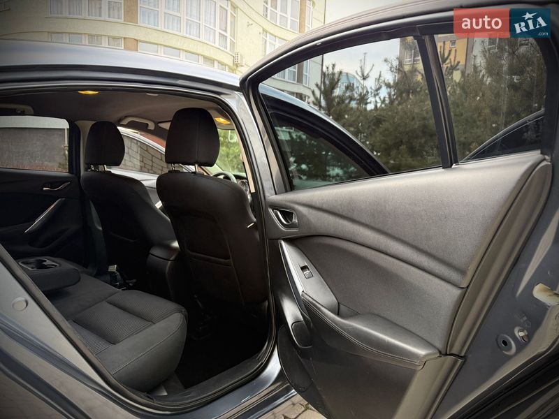 Седан Mazda 6 2016 в Ивано-Франковске