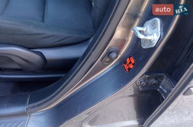 Седан Mazda 6 2006 в Запорожье