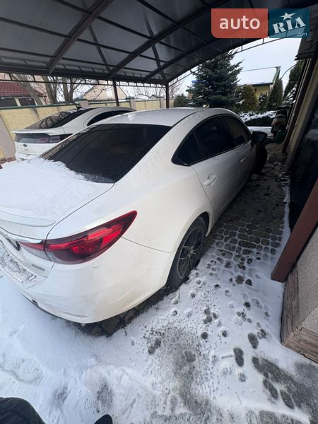 Седан Mazda 6 2016 в Днепре