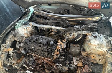 Седан Mazda 6 2016 в Днепре