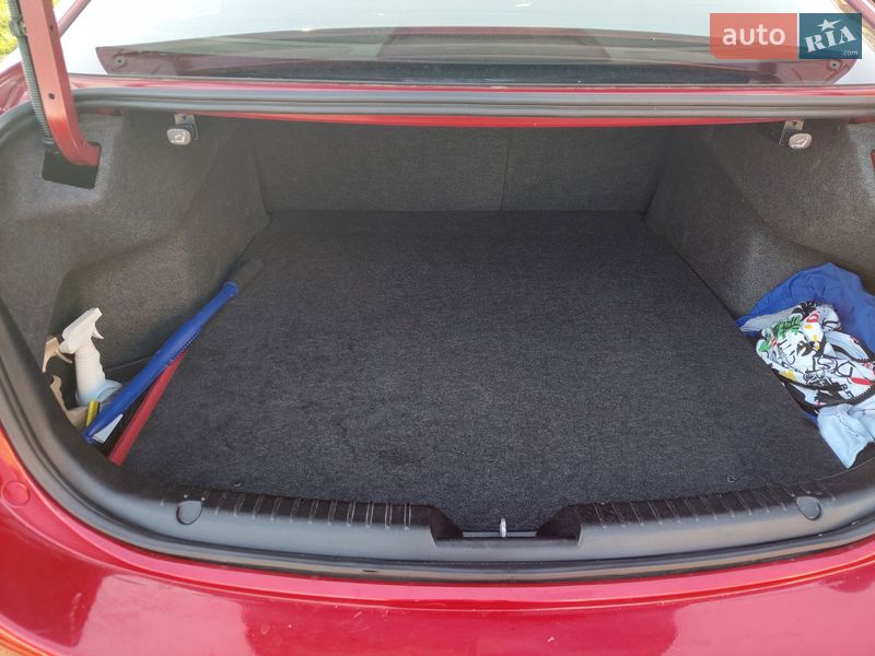 Седан Mazda 6 2013 в Києві