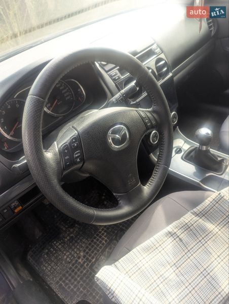 Седан Mazda 6 2006 в Ужгороді