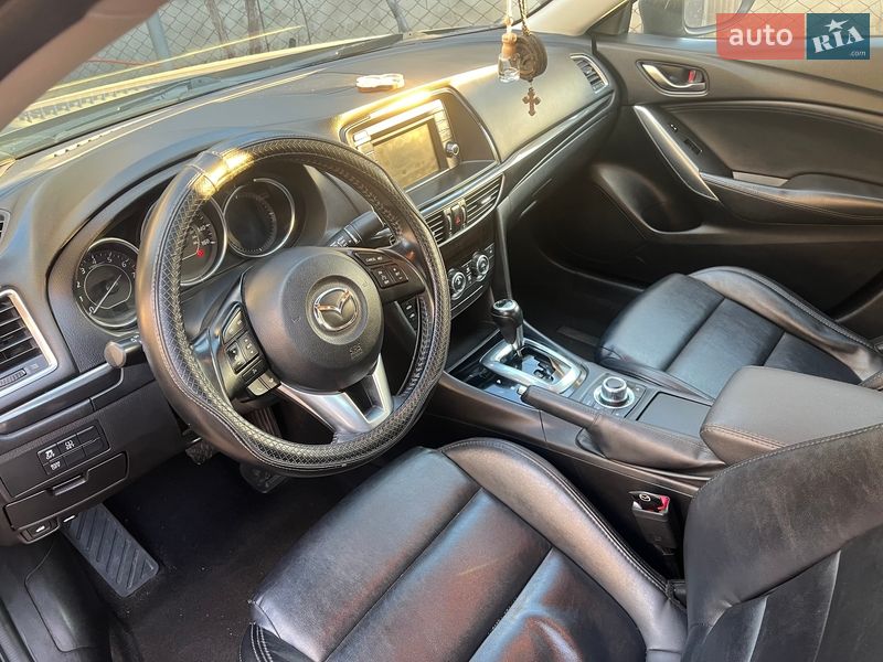 Седан Mazda 6 2013 в Измаиле
