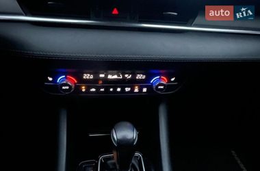 Седан Mazda 6 2018 в Лановцах