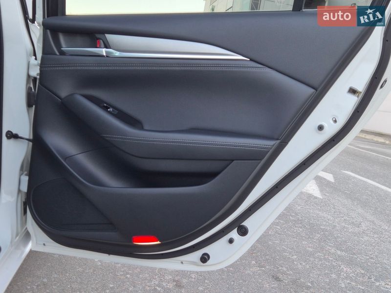 Седан Mazda 6 2022 в Киеве