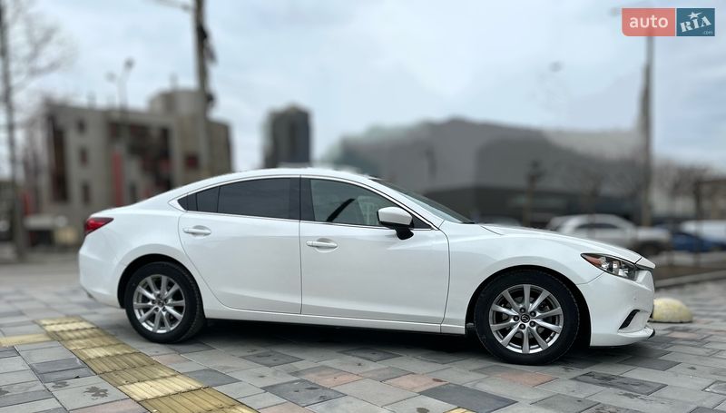 Седан Mazda 6 2016 в Запоріжжі