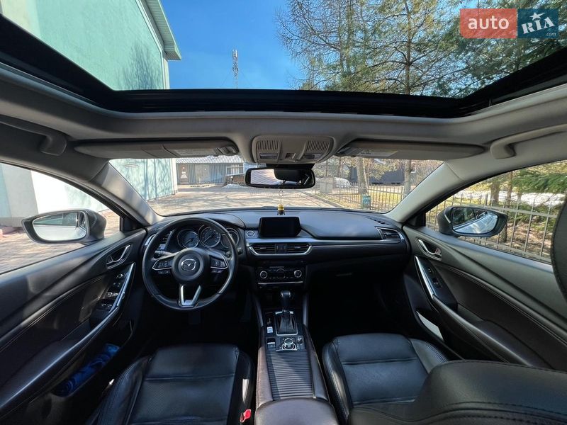 Седан Mazda 6 2016 в Львове