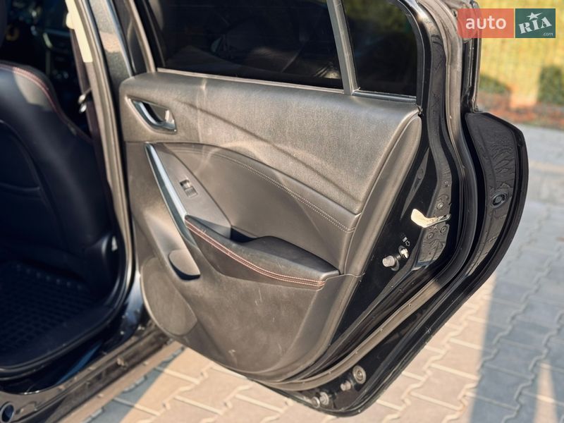 Седан Mazda 6 2014 в Одессе