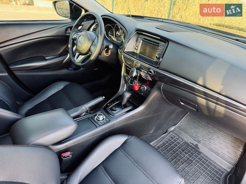 Седан Mazda 6 2014 в Одессе
