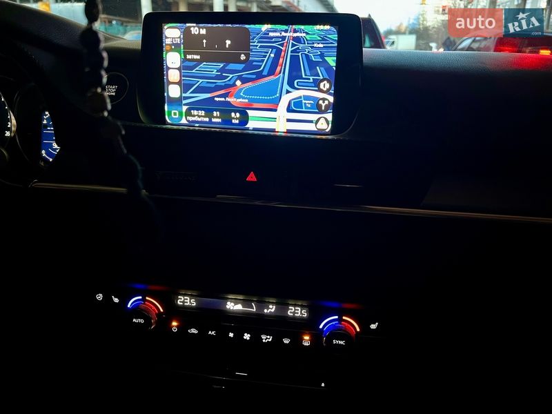 Седан Mazda 6 2019 в Киеве