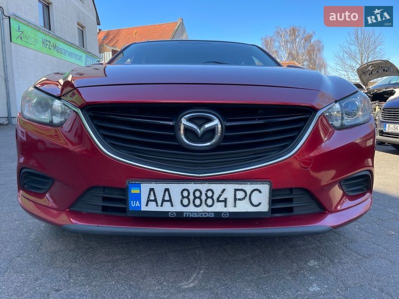 Седан Mazda 6 2014 в Киеве
