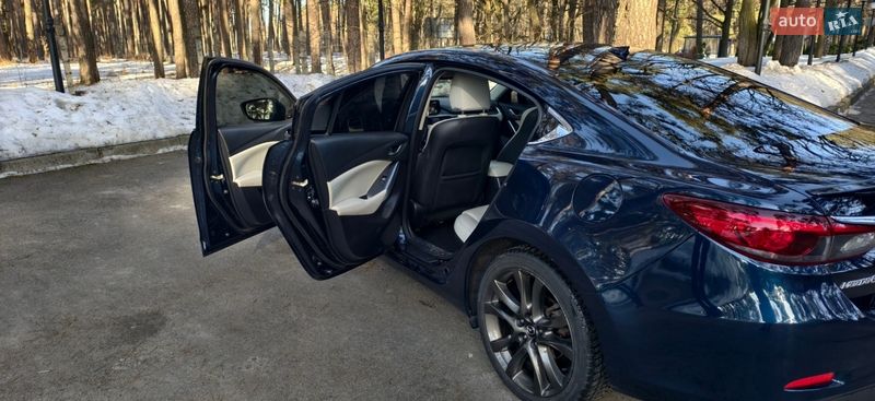 Седан Mazda 6 2015 в Чернігові