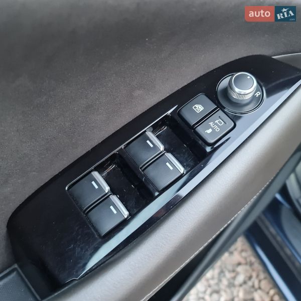 Седан Mazda 6 2020 в Киеве