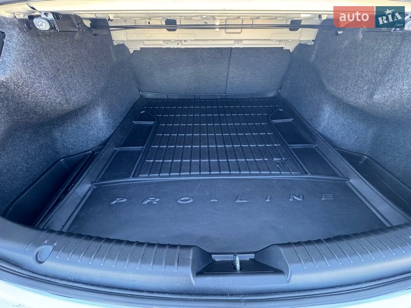 Седан Mazda 6 2019 в Дніпрі