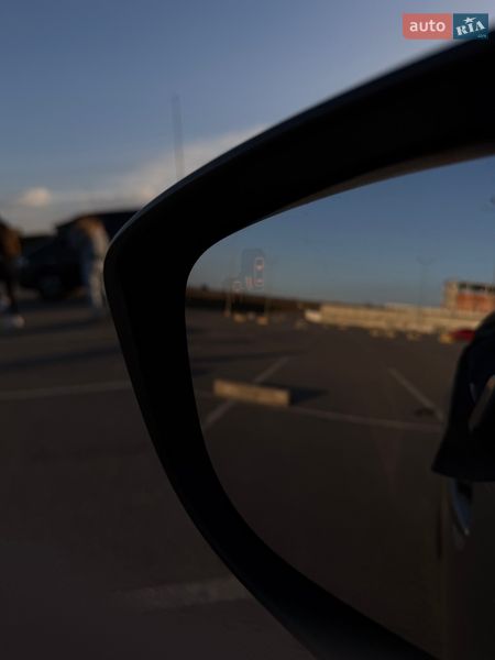 Седан Mazda 6 2014 в Львові