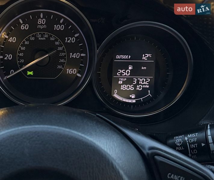 Седан Mazda 6 2014 в Львові