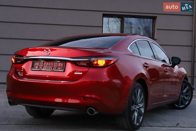 Седан Mazda 6 2018 в Дрогобыче