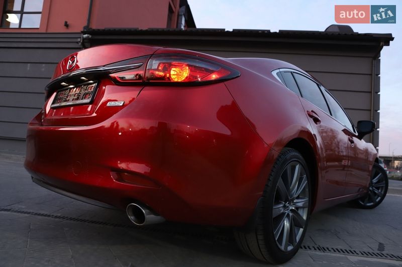 Седан Mazda 6 2018 в Дрогобыче
