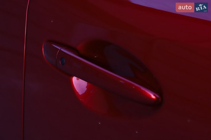 Седан Mazda 6 2018 в Дрогобыче