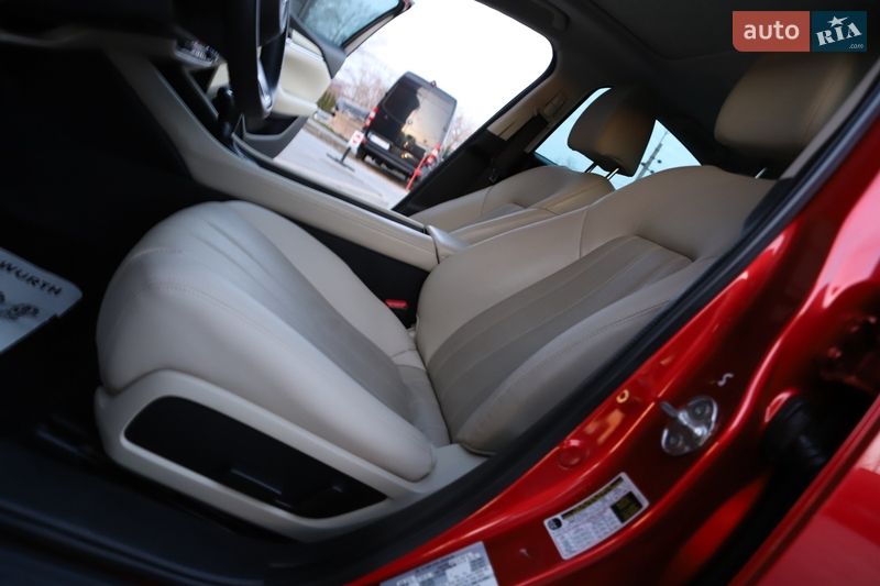 Седан Mazda 6 2018 в Дрогобыче