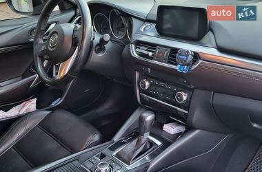 Седан Mazda 6 2016 в Каменском