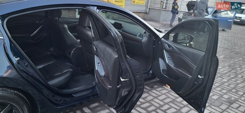 Седан Mazda 6 2016 в Каменском
