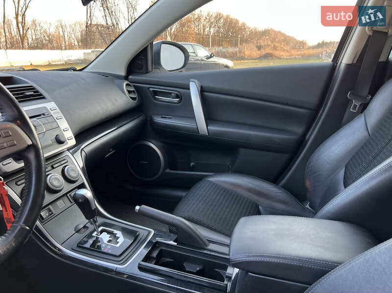 Универсал Mazda 6 2010 в Луцке