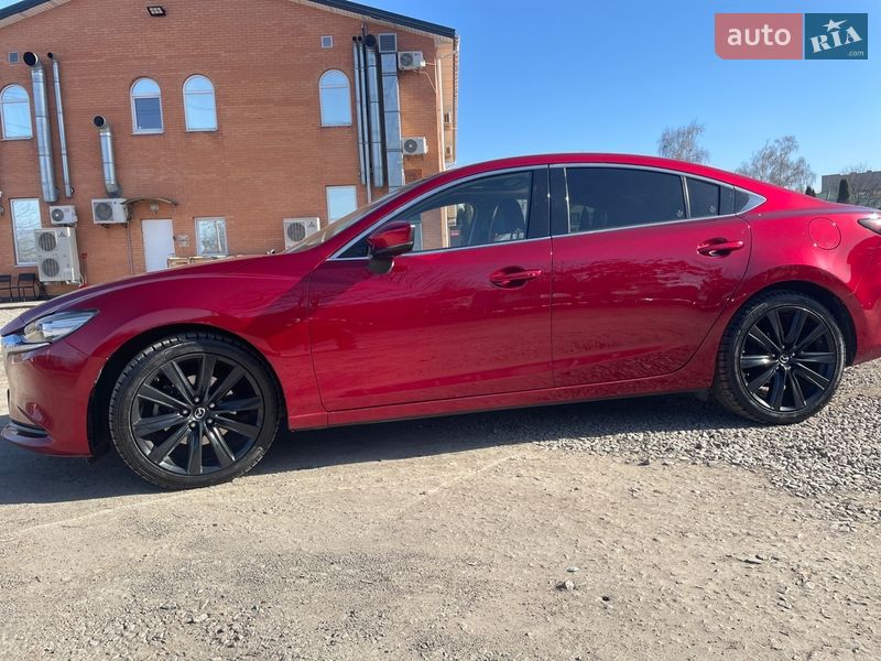 Седан Mazda 6 2020 в Вишневом