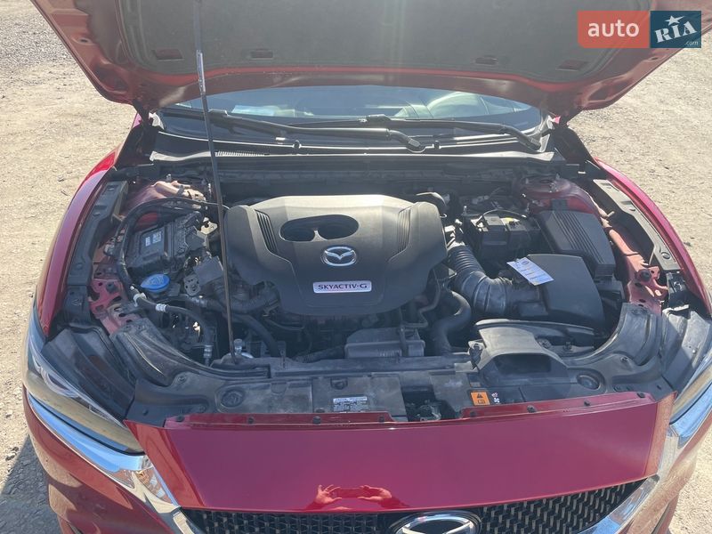Седан Mazda 6 2020 в Вишневом