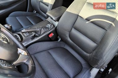Универсал Mazda 6 2013 в Киеве