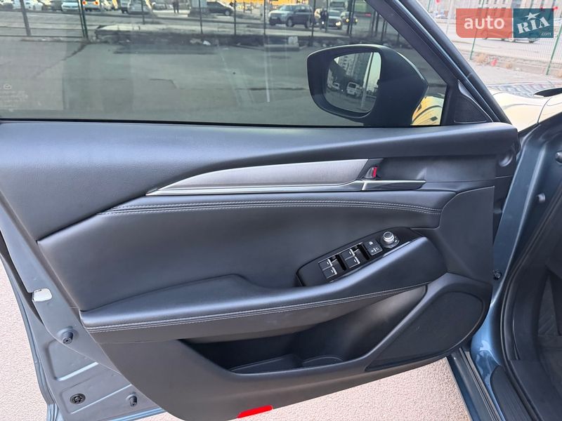 Седан Mazda 6 2019 в Киеве