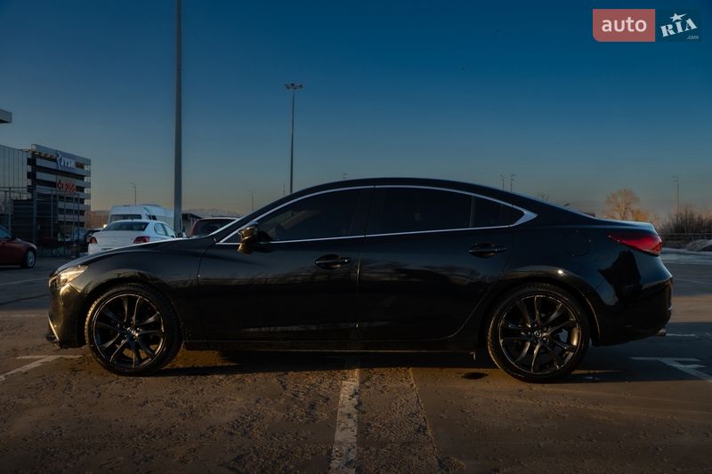 Седан Mazda 6 2015 в Киеве
