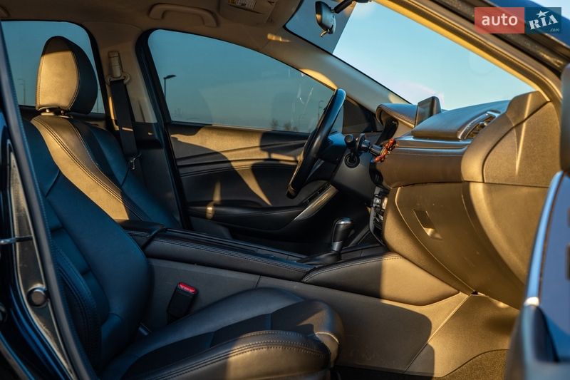 Седан Mazda 6 2015 в Киеве