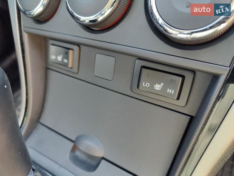 Універсал Mazda 6 2010 в Луцьку