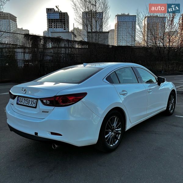 Седан Mazda 6 2014 в Киеве