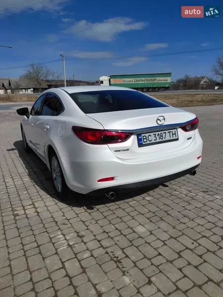 Mazda 6