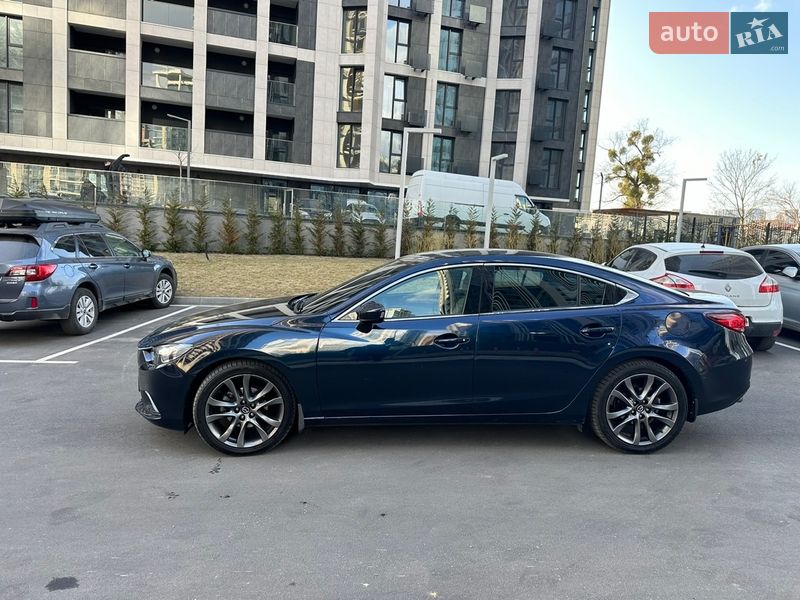 Седан Mazda 6 2016 в Киеве