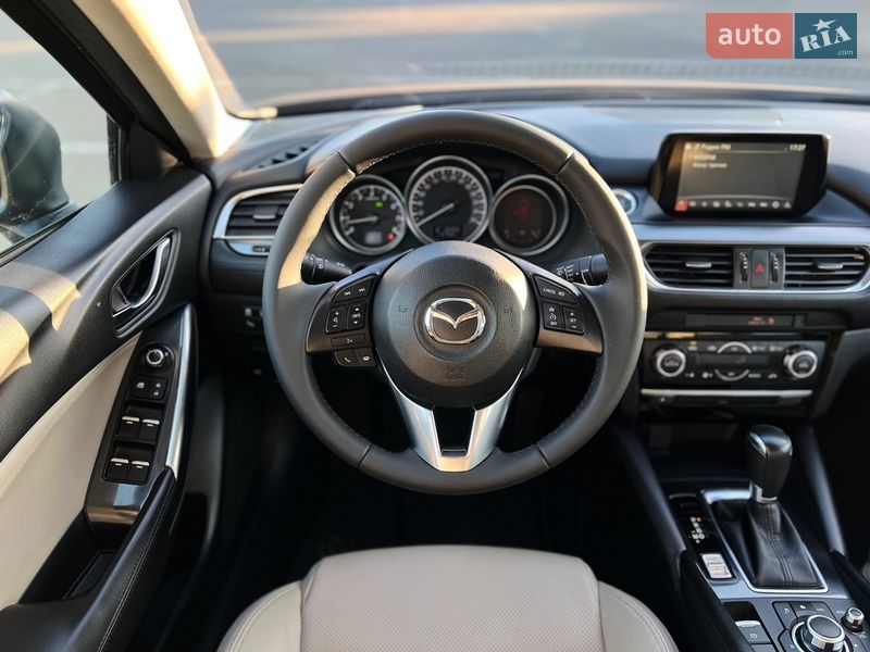 Седан Mazda 6 2016 в Киеве