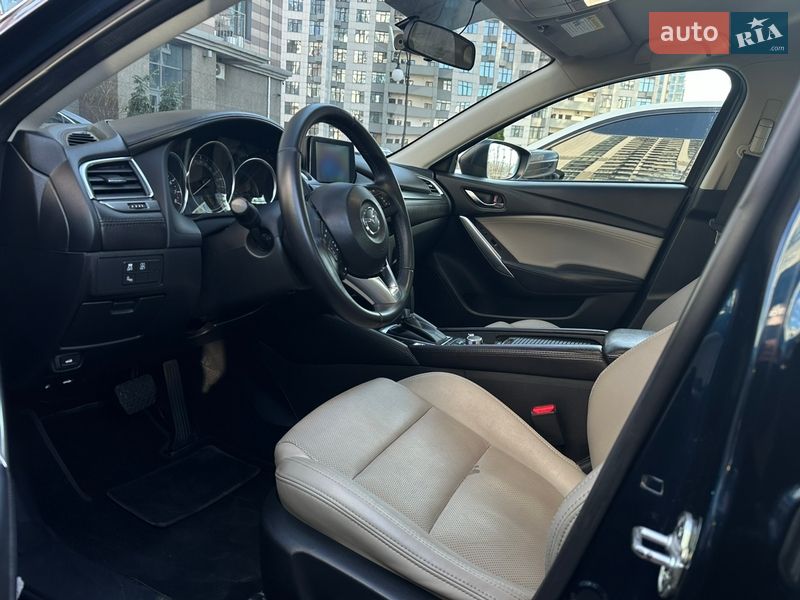 Седан Mazda 6 2016 в Киеве