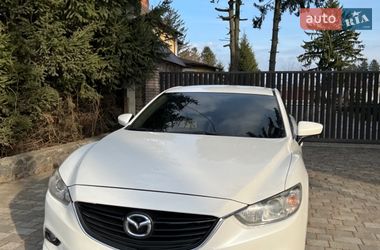 Седан Mazda 6 2015 в Староконстантинове