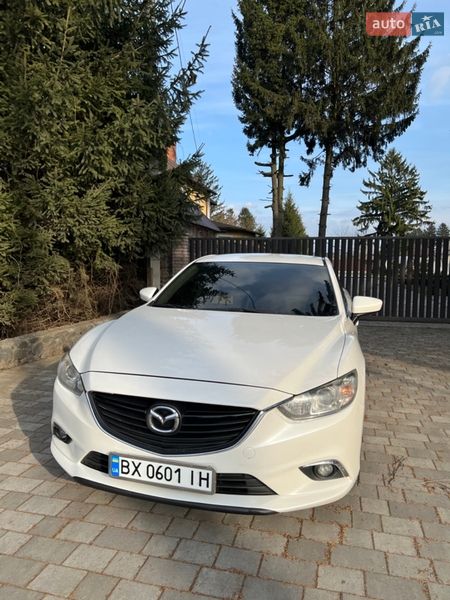 Седан Mazda 6 2015 в Староконстантинове