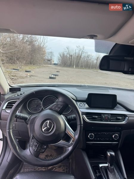 Седан Mazda 6 2016 в Кривом Роге