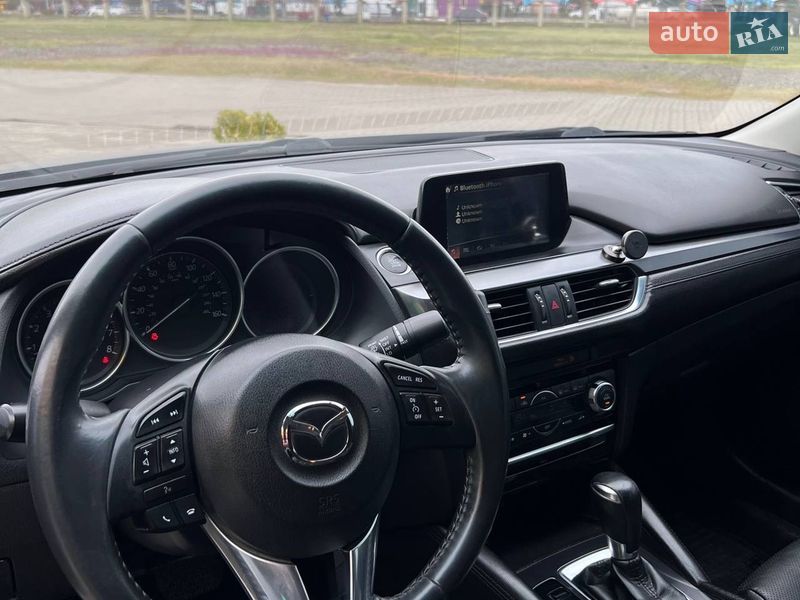 Седан Mazda 6 2016 в Мукачево