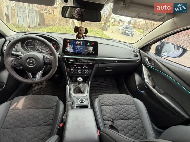 Седан Mazda 6 2012 в Черновцах