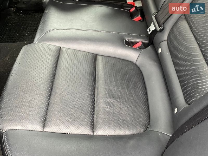 Седан Mazda 6 2015 в Львові